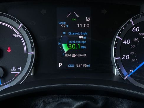 Used 2022 Toyota Highlander LE AWD/4WD image 41