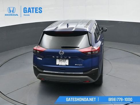 Used 2023 Nissan Rogue SV AWD/4WD image 40
