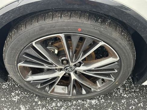 New 2026 Toyota Prius XLE image 32