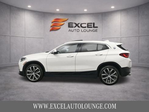 Used 2022 BMW X2 xDrive28i w/ Premium Package image 3