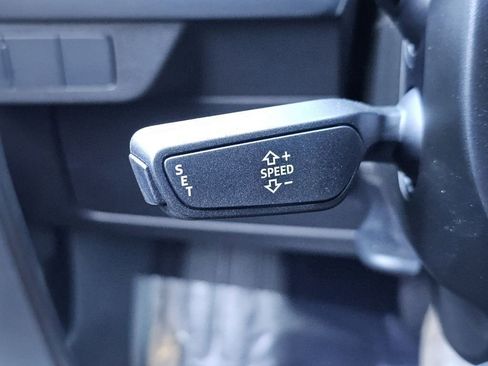 Used 2023 Audi Q4 e-tron Premium w/ Convenience Package image 16