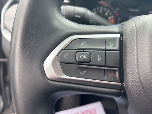 Certified 2022 Jeep Compass Latitude w/ Convenience Group image 17