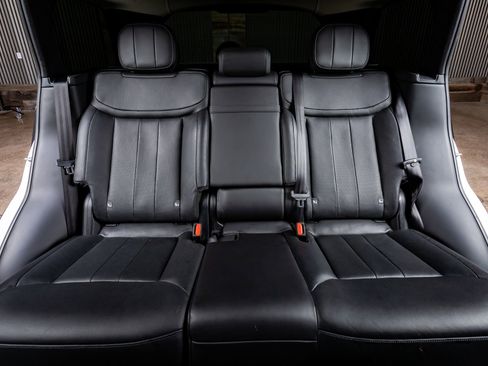 Used 2022 Land Rover Range Rover SE image 31