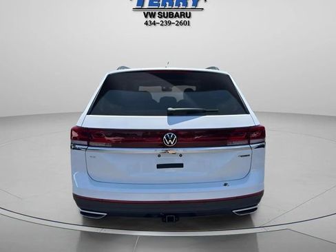 New 2026 Volkswagen Atlas SE AWD/4WD image 2
