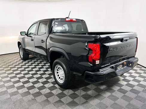 Used 2024 Chevrolet Colorado W/T image 5