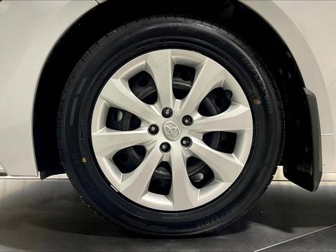 Certified 2024 Toyota Corolla LE image 10