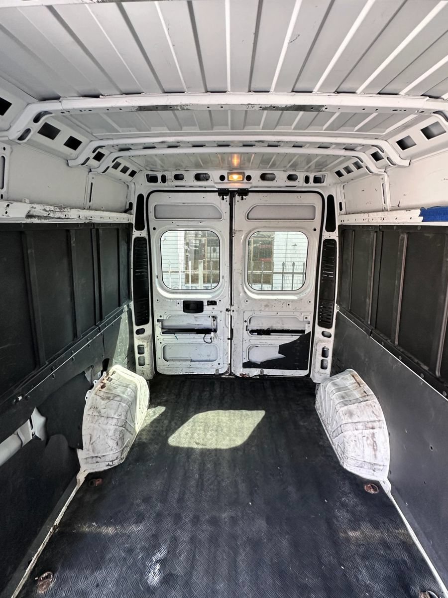 Used 2018 RAM ProMaster 2500 FWD image 7