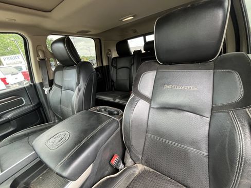 Used 2020 RAM 2500 Laramie AWD/4WD image 13