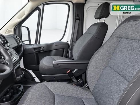 Used 2023 RAM ProMaster 2500 FWD image 7