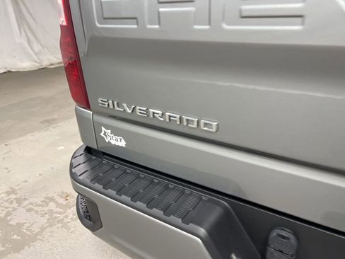 Used 2023 Chevrolet Silverado 1500 Custom image 20