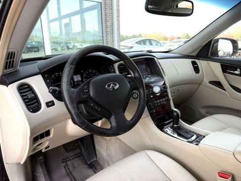 Used 2016 INFINITI QX50 2WD w/ Premium Plus Package image 21