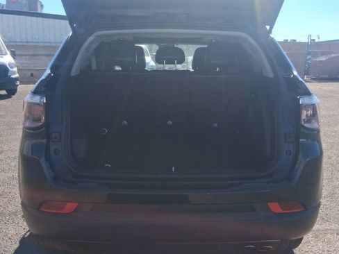Used 2022 Jeep Compass Limited w/ Sun and Sound Group AWD/4WD image 5