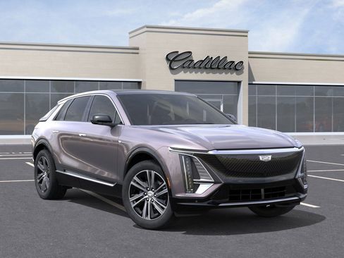 New 2025 Cadillac Lyriq Luxury image 7
