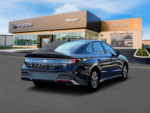 New 2026 Hyundai Sonata Blue FWD image 27