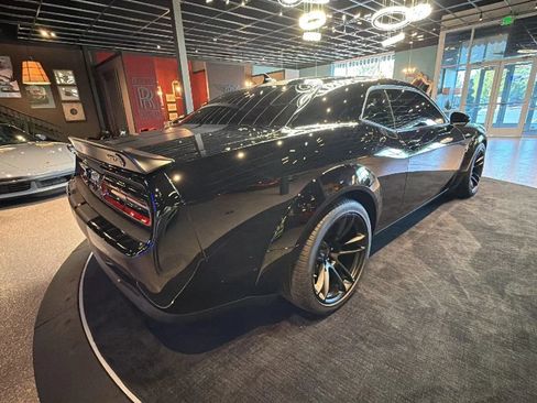 Used 2023 Dodge Challenger SRT Hellcat RWD image 6