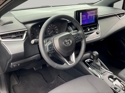 Used 2024 Toyota Corolla SE FWD image 16