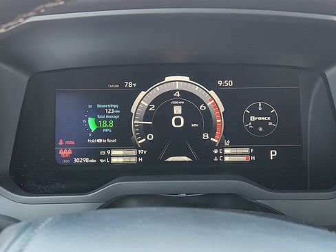 Used 2022 Toyota Tundra 1794 Edition AWD/4WD image 18