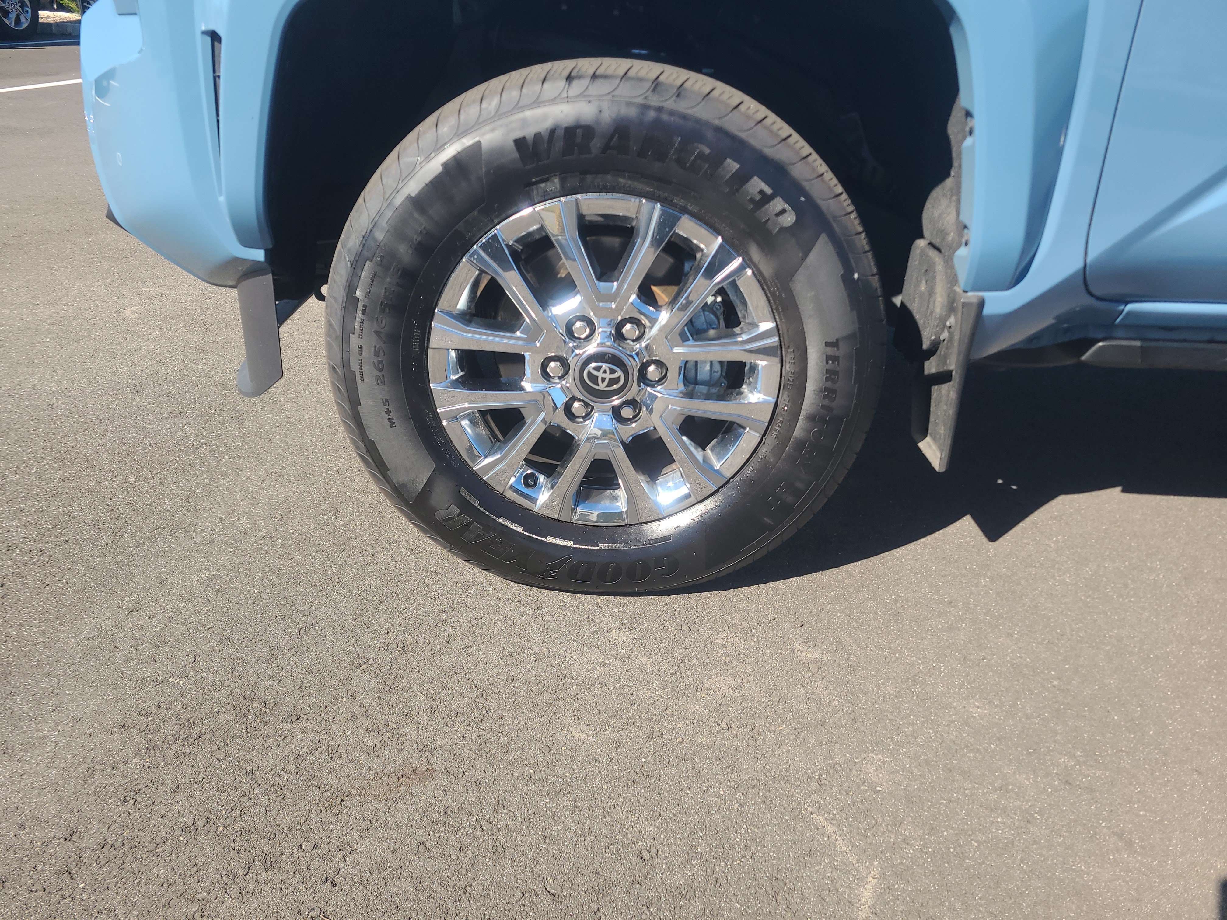 Certified 2026 Toyota Tacoma Limited AWD/4WD image 9