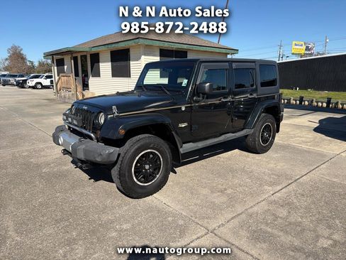 Used 2012 Jeep Wrangler Unlimited Sahara w/ Connectivity Group image 1