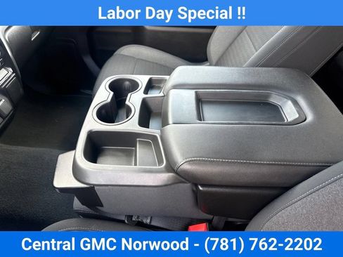 Used 2021 Chevrolet Silverado 1500 LT AWD/4WD image 18