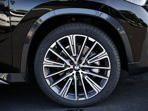 Used 2025 BMW X1 xDrive28i w/ Technology Package image 4