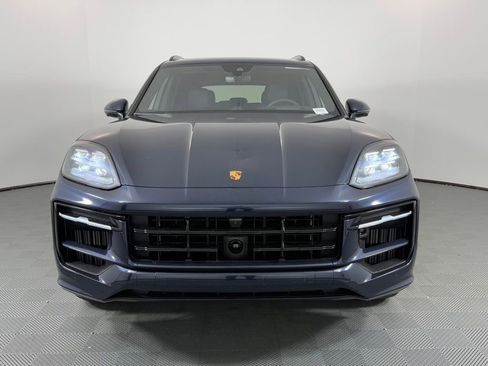 New 2026 Porsche Cayenne GTS image 10