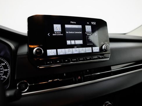 Used 2024 Mitsubishi Outlander SE image 25