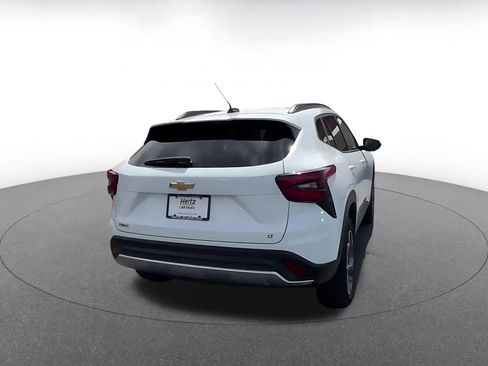 Used 2025 Chevrolet Trax LT image 15