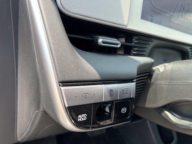 Used 2024 Hyundai Ioniq 5 Limited AWD/4WD image 19