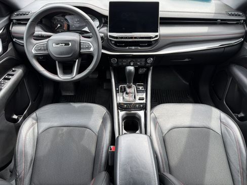 Used 2023 Jeep Compass Trailhawk AWD/4WD image 14