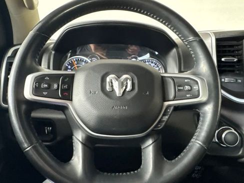 Used 2020 RAM 1500 Big Horn AWD/4WD image 18