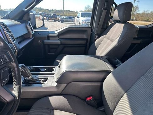 Used 2017 Ford F150 XLT w/ Equipment Group 302A Luxury image 15