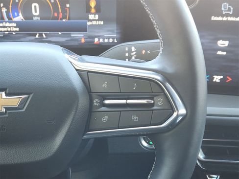 Used 2024 Chevrolet Traverse LS image 25