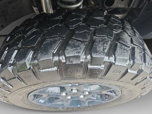 Used 2020 Jeep Wrangler Unlimited Sahara AWD/4WD image 8
