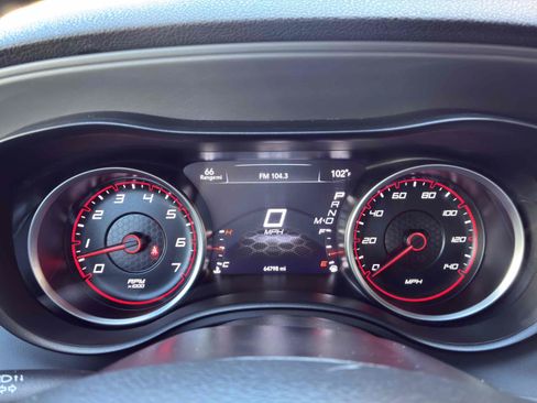 Used 2023 Dodge Charger SXT RWD image 22