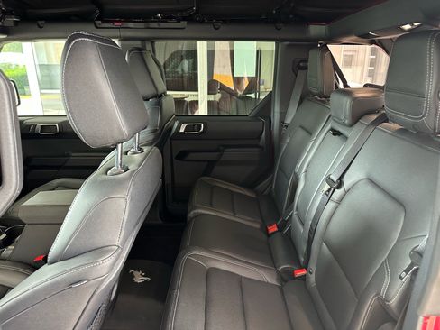 Used 2025 Ford Bronco Big Bend w/ Black Diamond Package AWD/4WD image 20