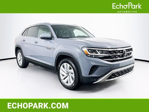 Used 2021 Volkswagen Atlas Cross Sport SE w/ Panoramic Sunroof Package image 1