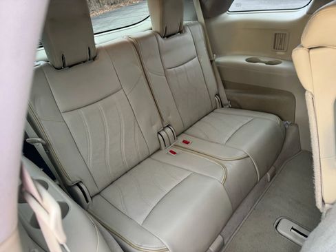 Used 2013 INFINITI JX35 AWD w/ Premium Pkg image 23