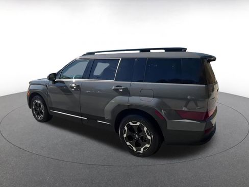 Used 2025 Hyundai Santa Fe SEL image 10