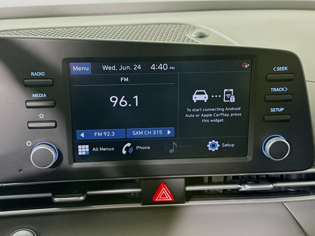 Certified 2023 Hyundai Elantra SEL w/ Cargo Package FWD image 7