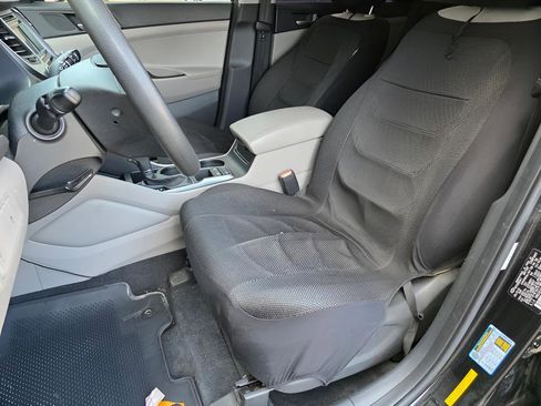 Used 2016 Hyundai Tucson SE w/ Option Group 02 image 18