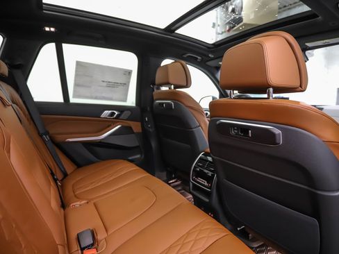 New 2026 BMW X5 xDrive40i AWD/4WD image 24