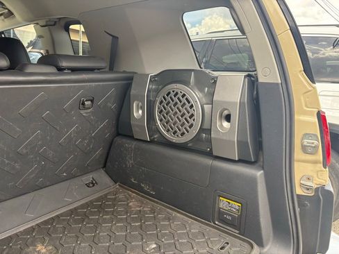 Used 2008 Toyota FJ Cruiser 2WD image 21