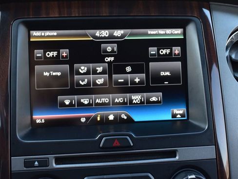 Used 2015 Ford Expedition Platinum image 36