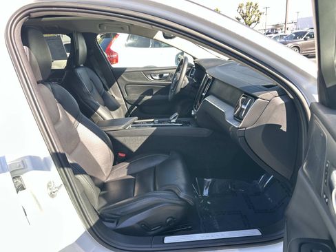 Certified 2023 Volvo V60 B5 Cross Country Ultimate w/ Climate Package image 25