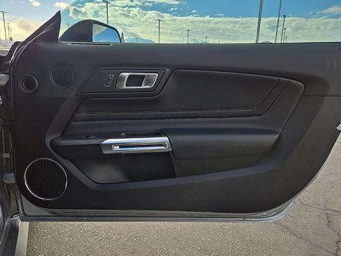 Used 2022 Ford Mustang GT Premium w/ Equipment Group 401A image 38