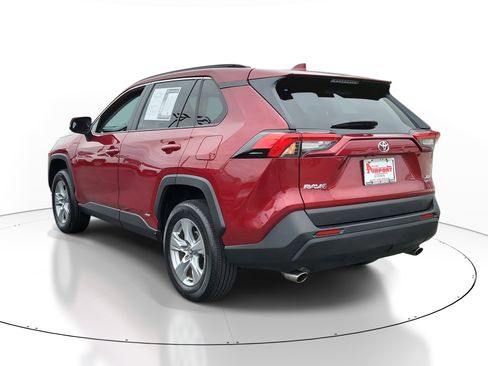 Used 2025 Toyota RAV4 XLE image 3