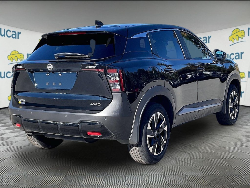 Used 2025 Nissan Kicks SV AWD/4WD image 6