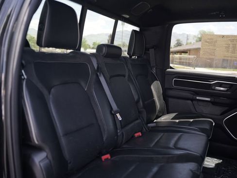 Used 2019 RAM 1500 Laramie AWD/4WD image 10