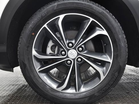 Used 2022 Buick Encore GX Select image 8